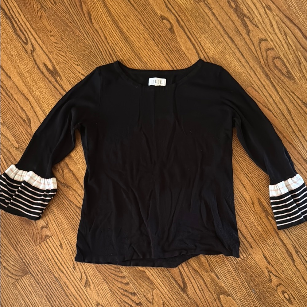 Elle Black and White Ruffled 3/4 Sleeve Blouse